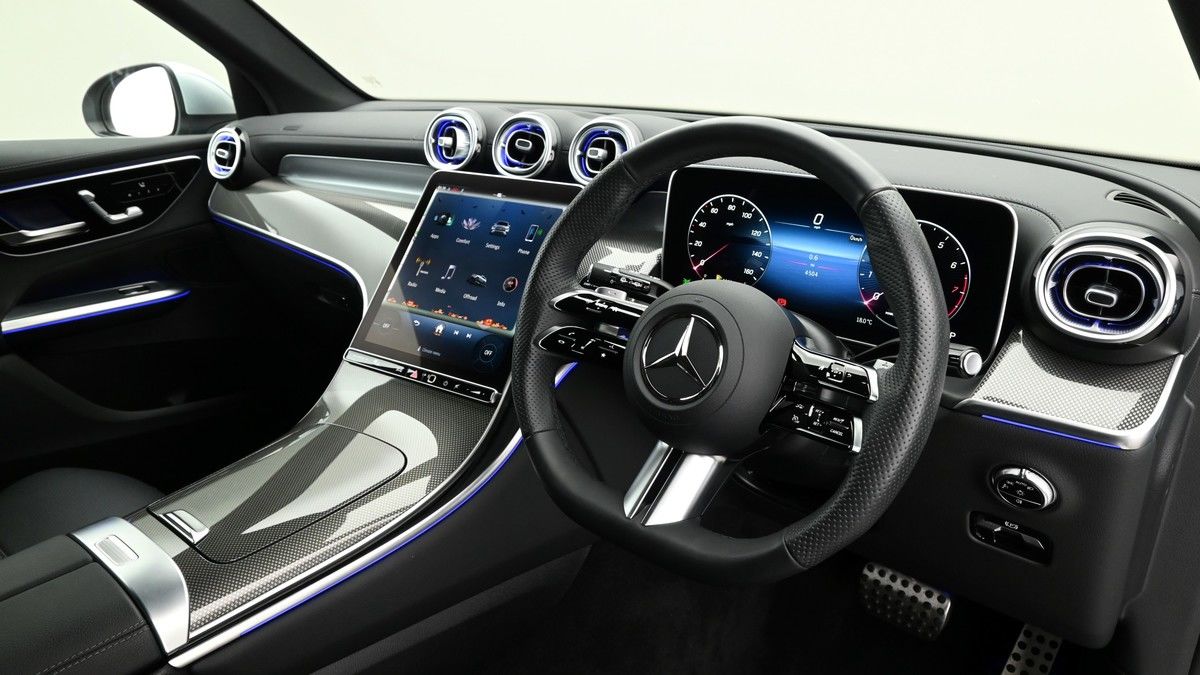 Mercedes-Benz GLC Image 3