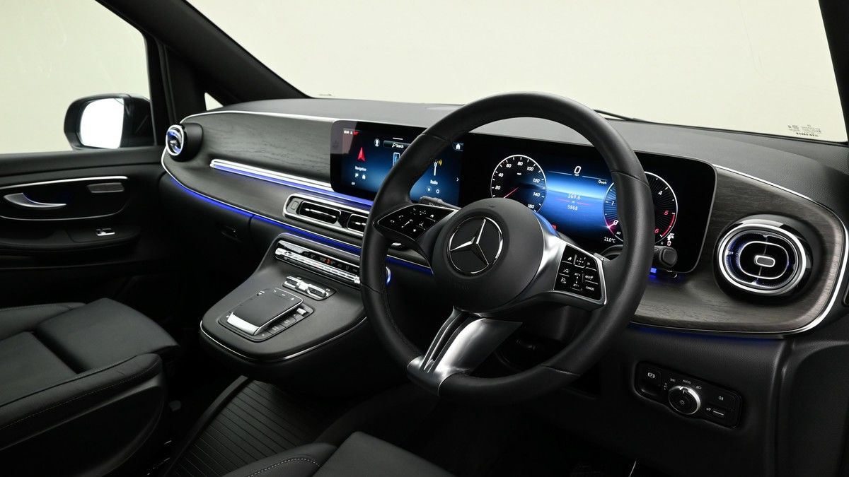 More views of Mercedes-Benz V Class