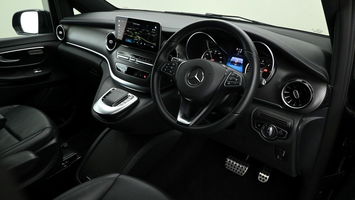 Mercedes-Benz V Class Image 2