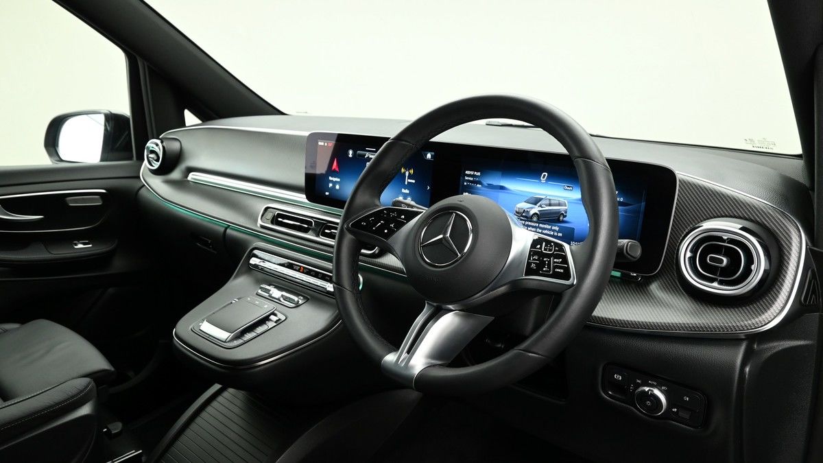 Mercedes-Benz V Class Image 3