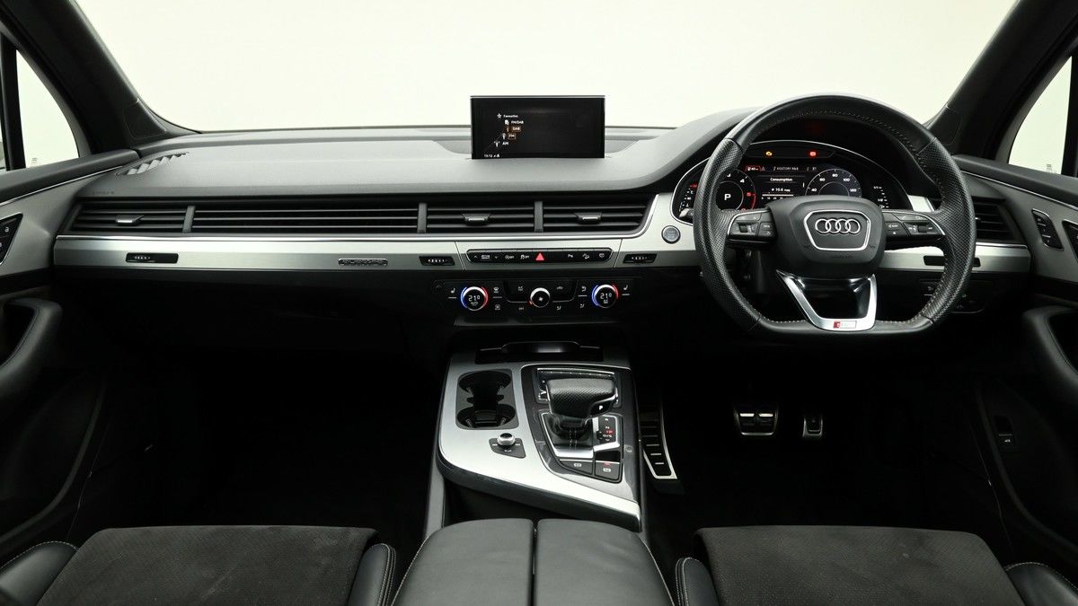 Audi Q7 Image 14