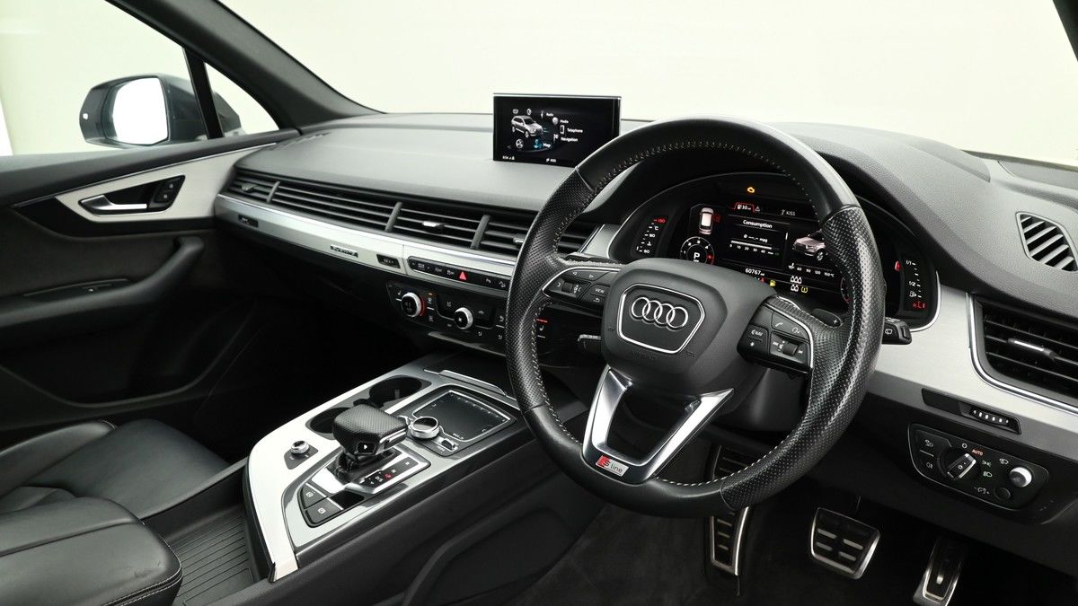 Audi Q7 Image 3