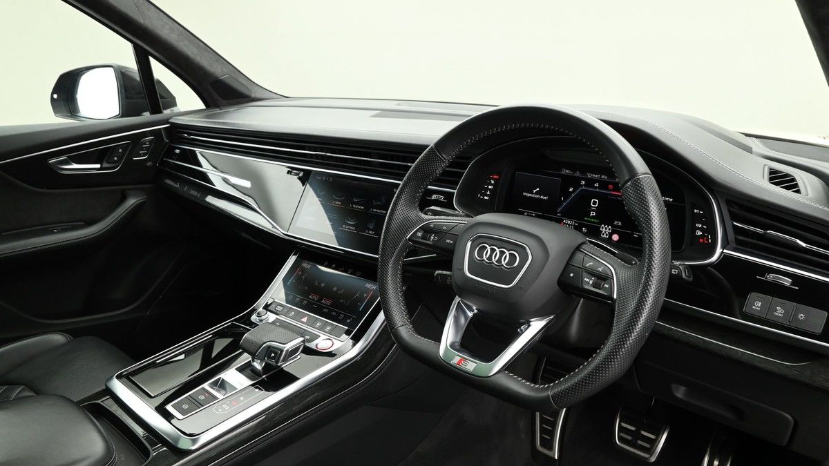 Audi SQ7 Image 3