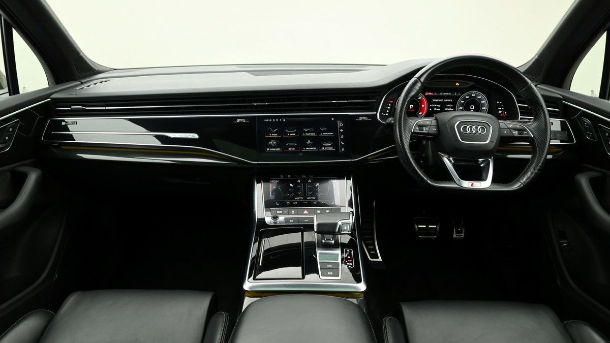 Audi Q7 Image 14