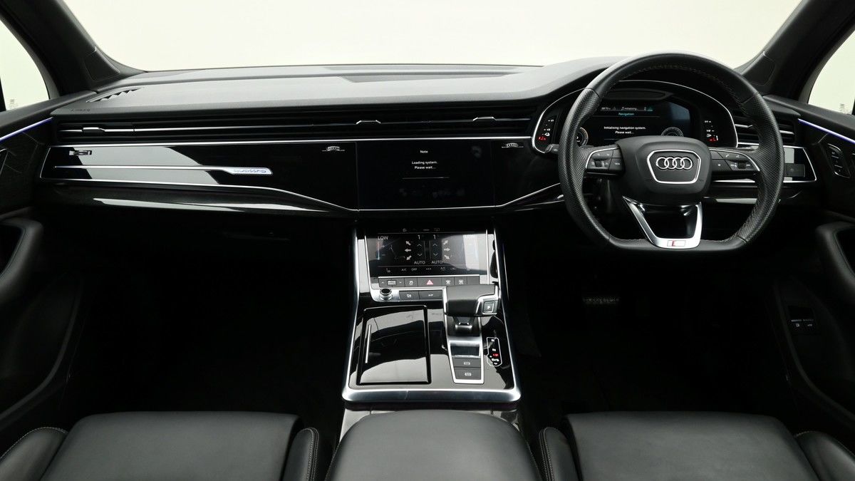 Audi Q7 Image 14