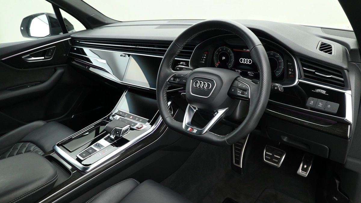 Audi SQ7 Image 3