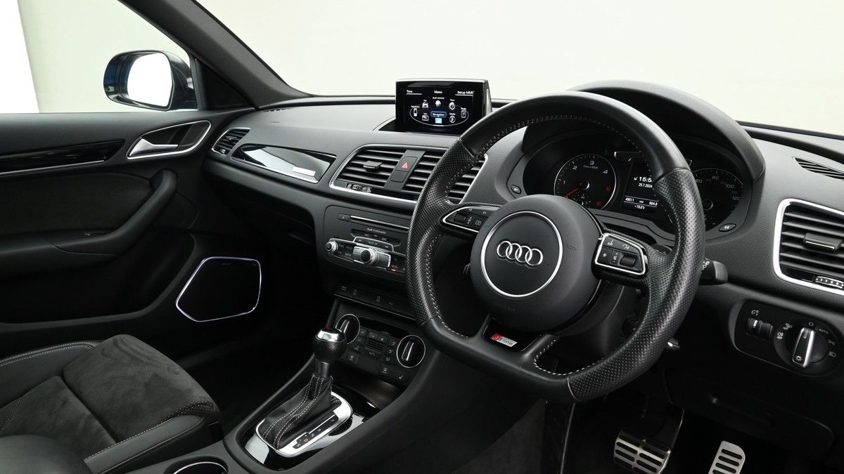 Audi Q3 Image 3