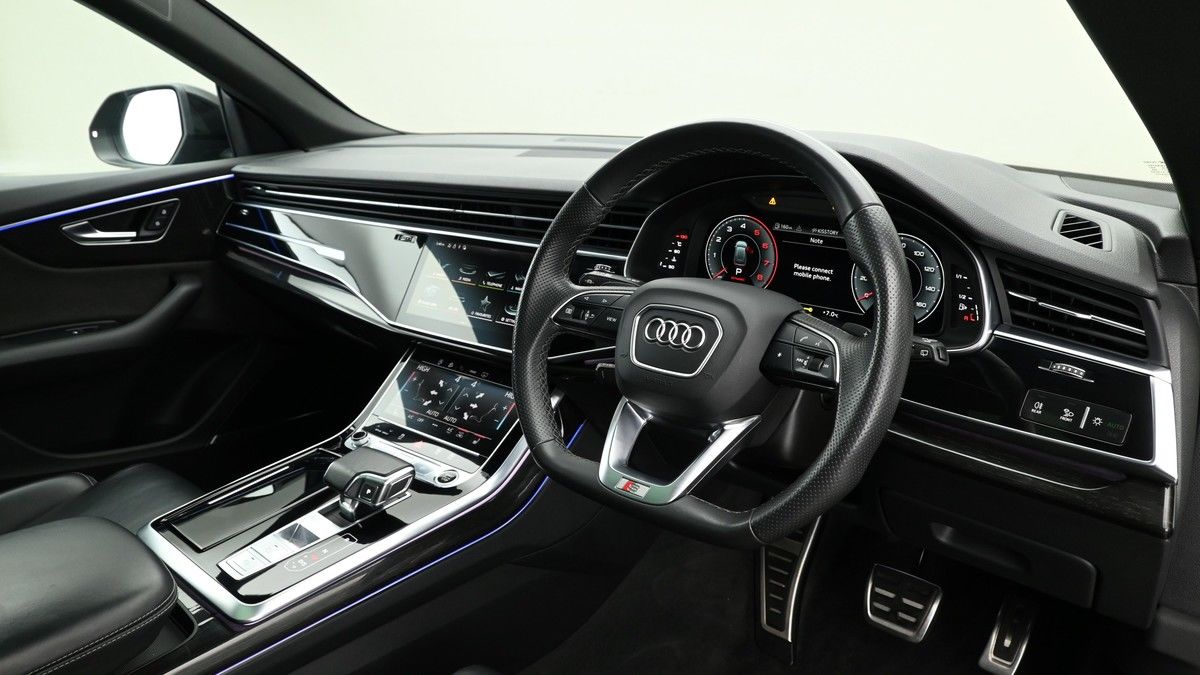 Audi Q8 Image 3