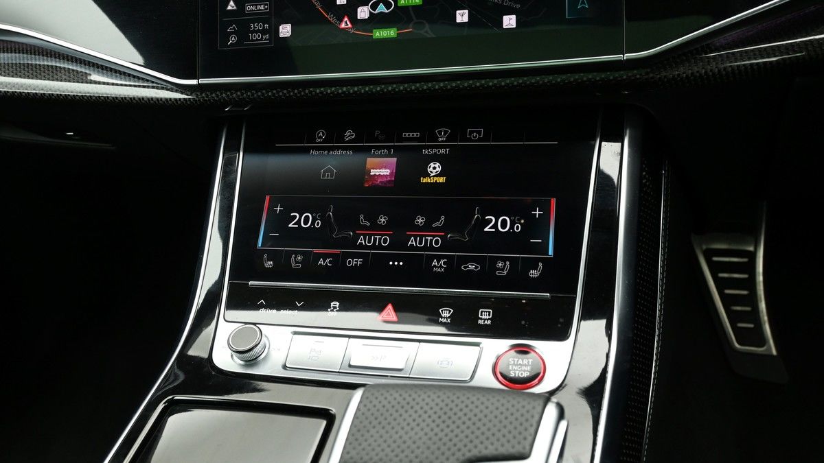 More views of Audi SQ8