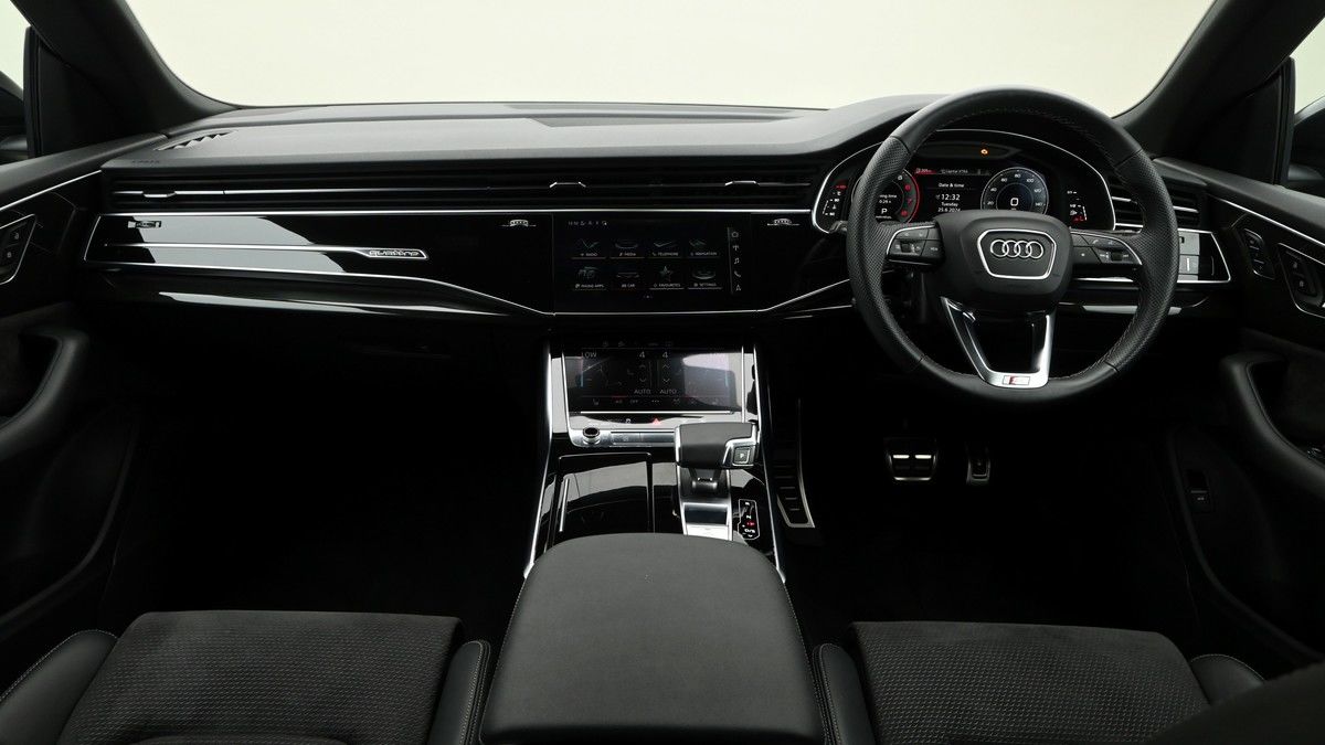 Audi Q8 Image 14