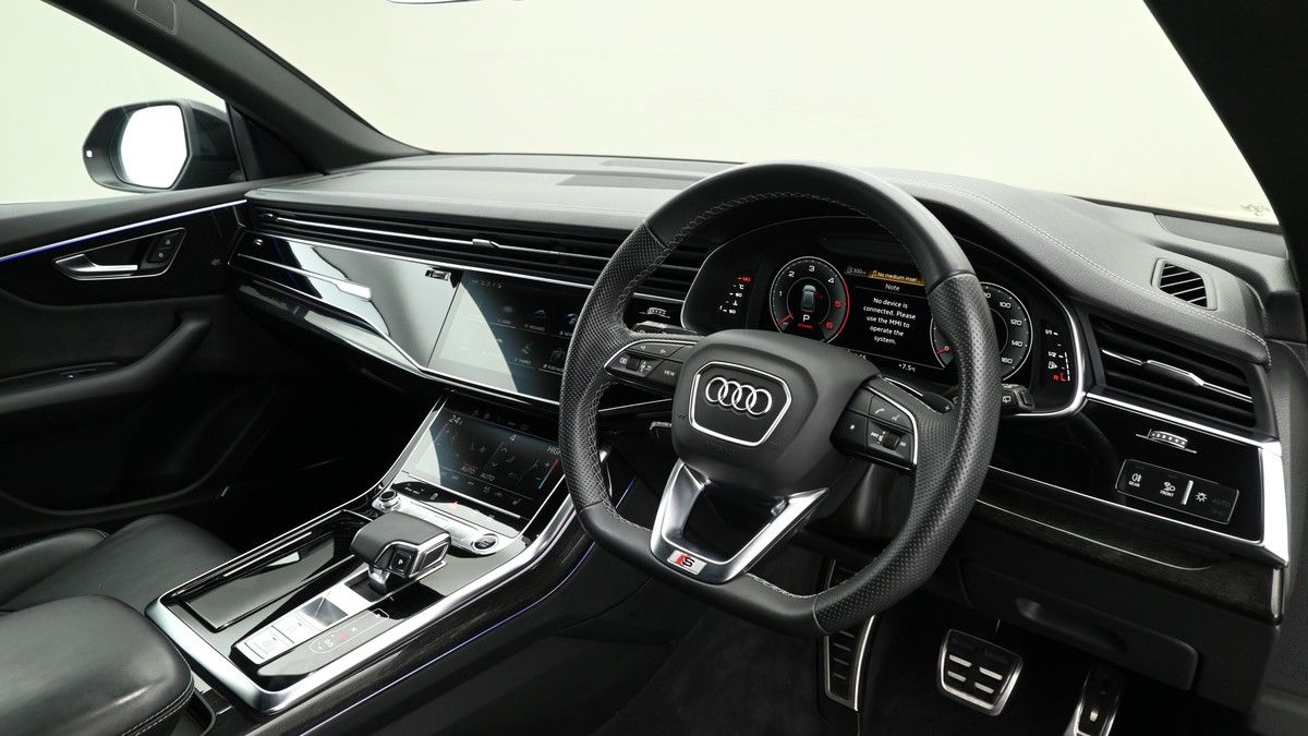 Audi Q8 Image 3