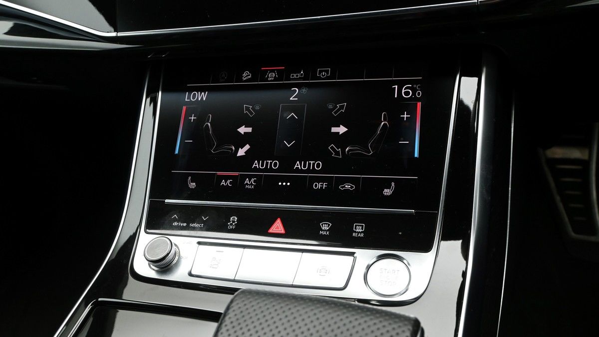 Audi Q8 Image 36