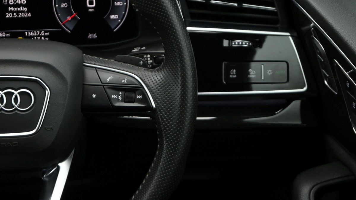 Audi Q8 Image 48