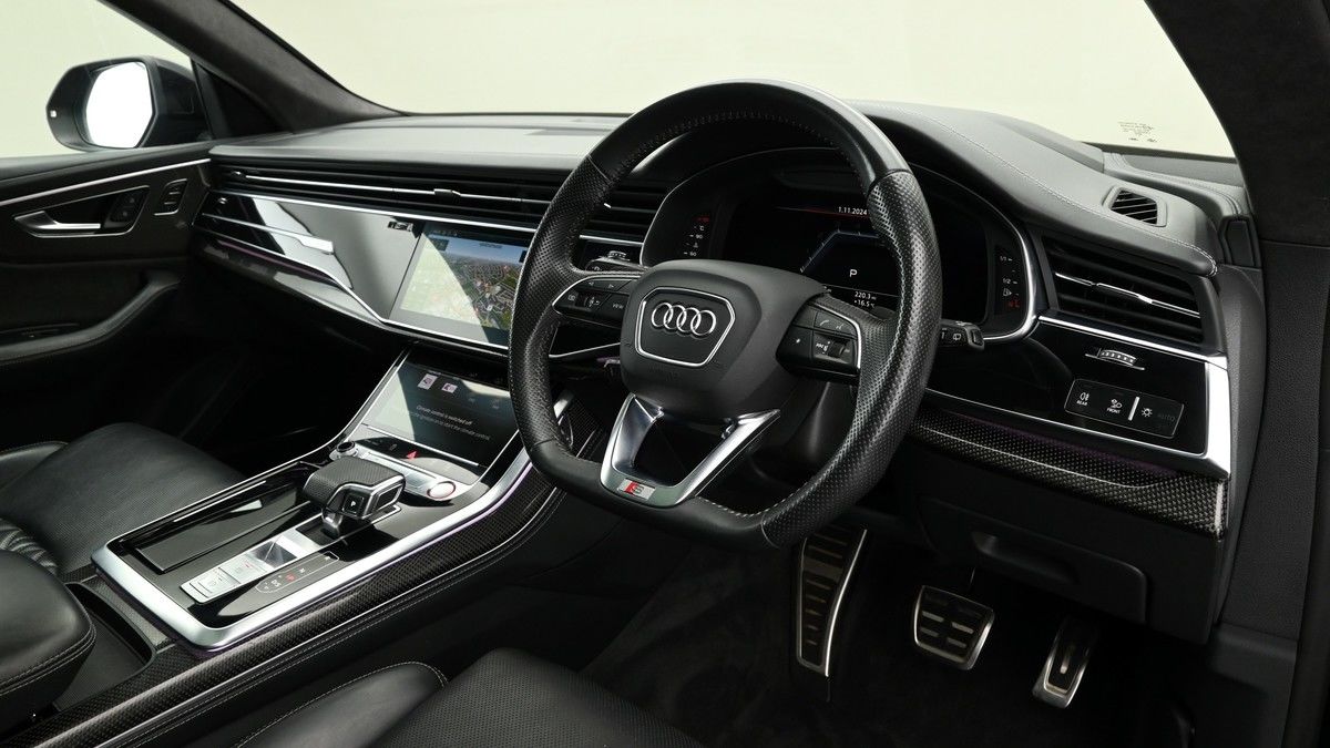 Audi SQ8 Image 3