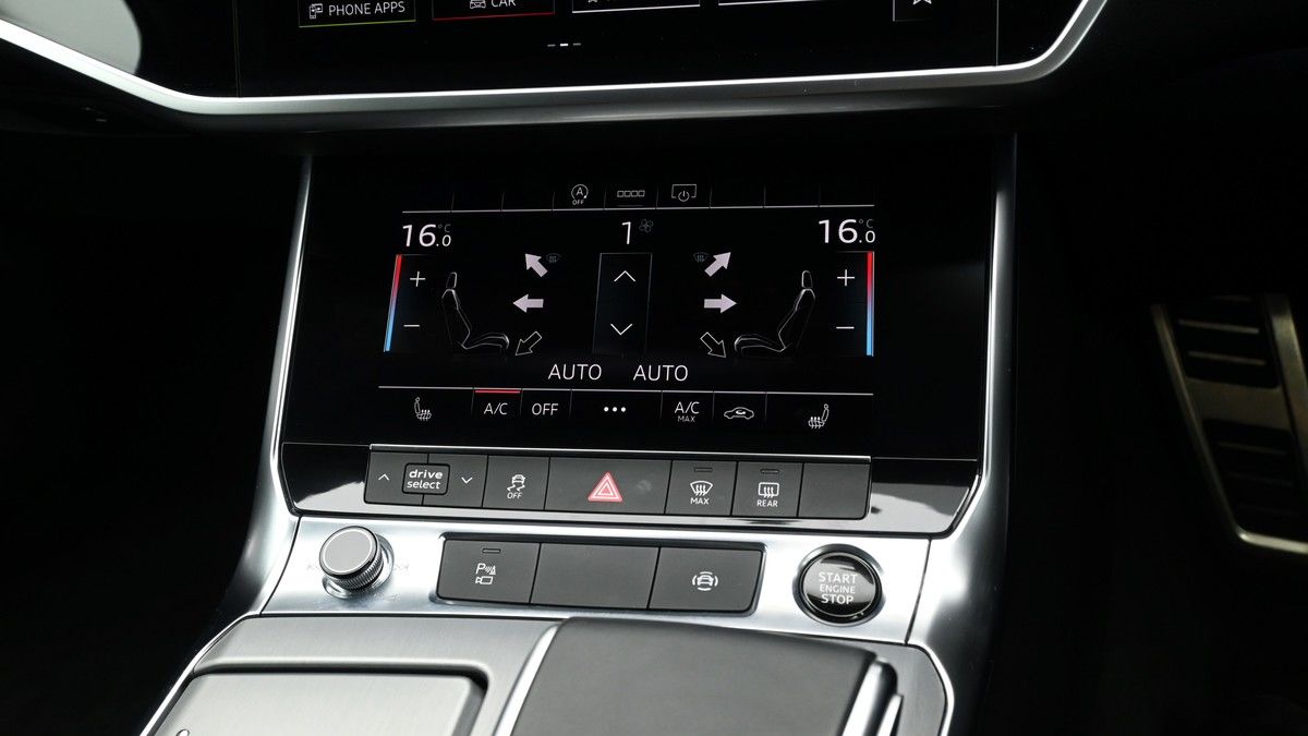 Audi A6 Saloon Image 12