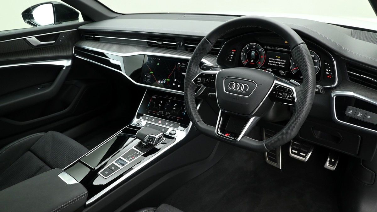 Audi A6 Avant Image 2