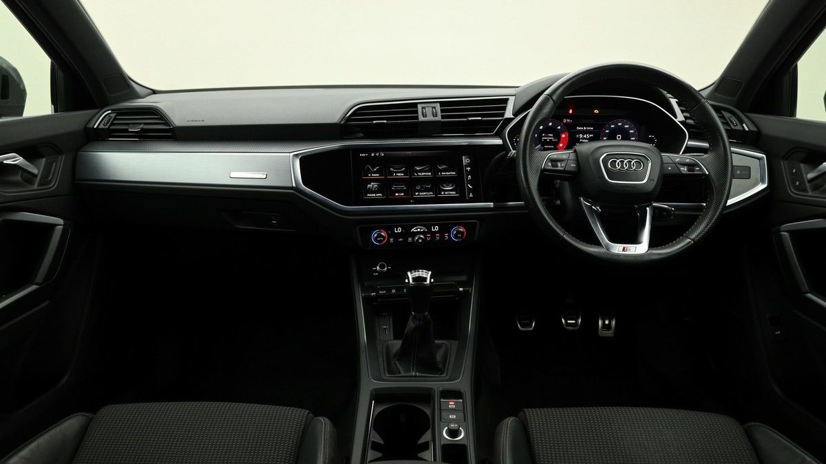 More views of Audi Q3