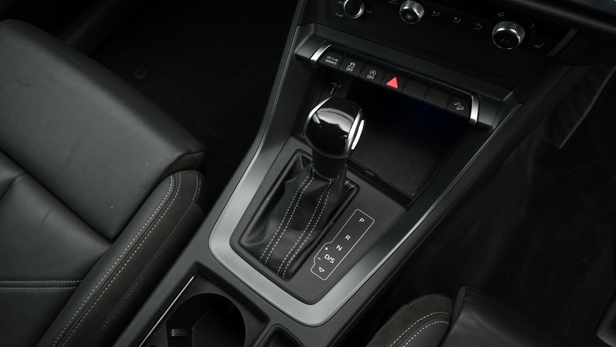 Audi Q3 Image 2