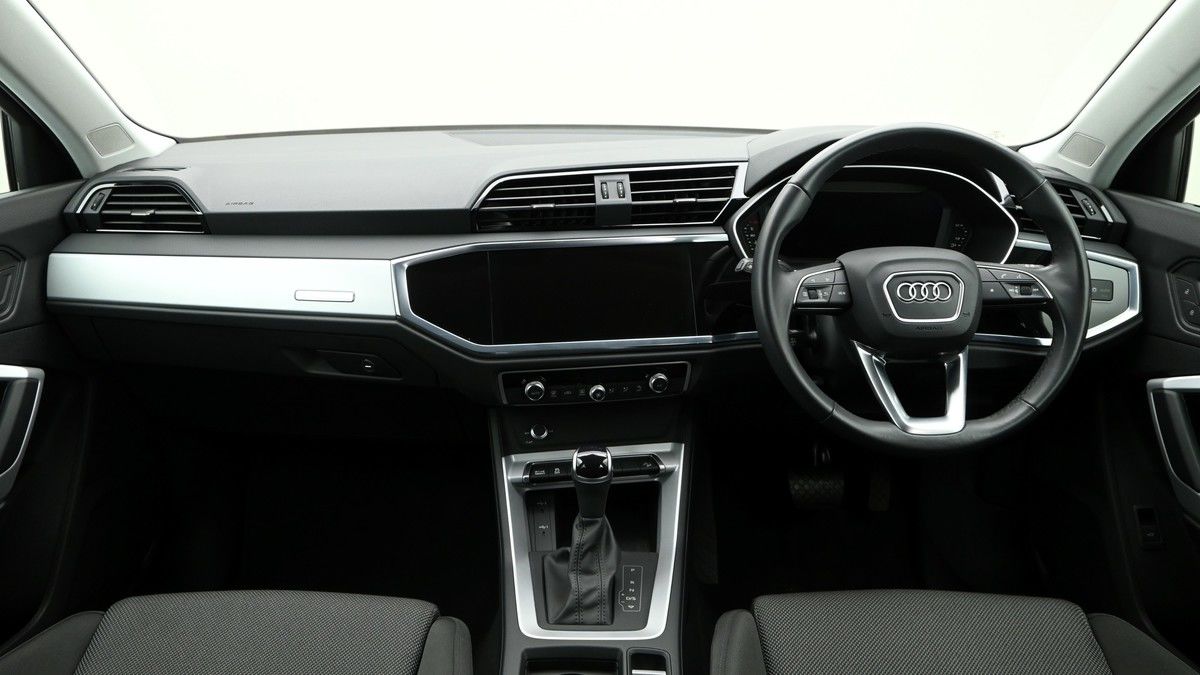 More views of Audi Q3