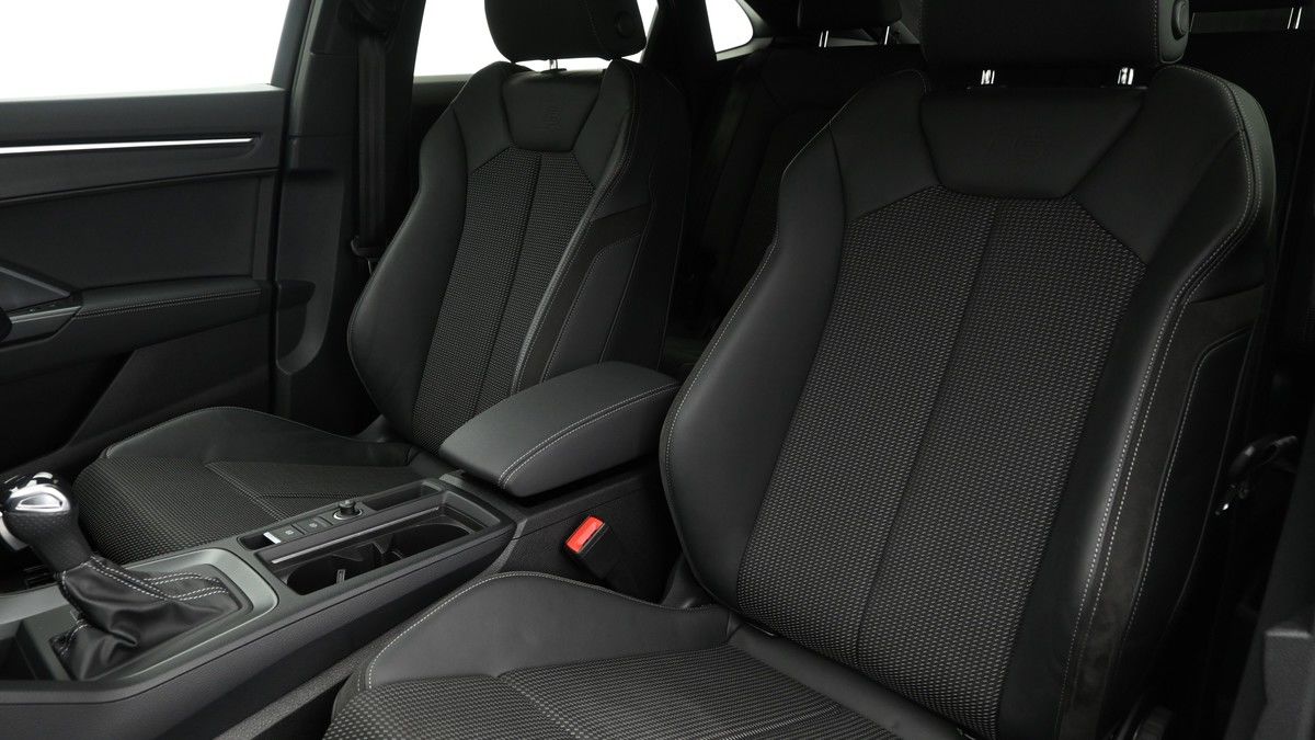 Audi Q3 Image 4