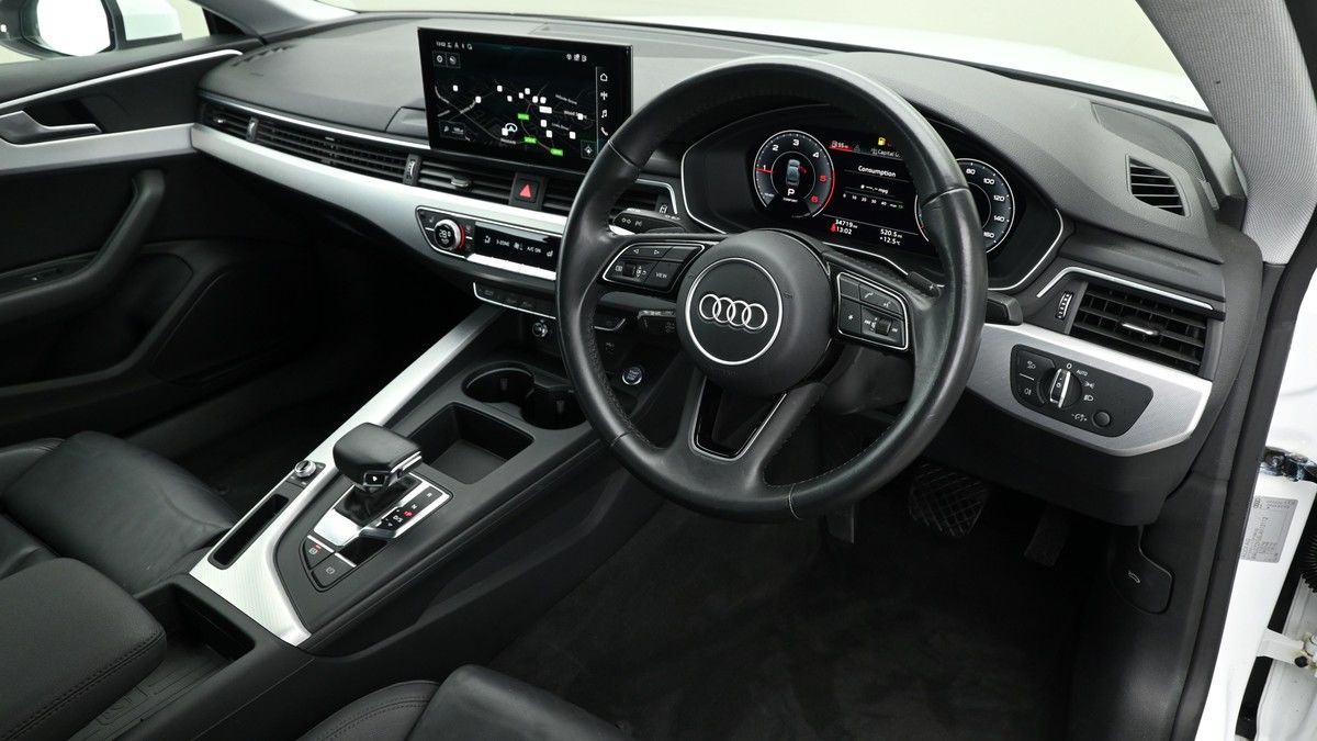 Audi A5 Image 2