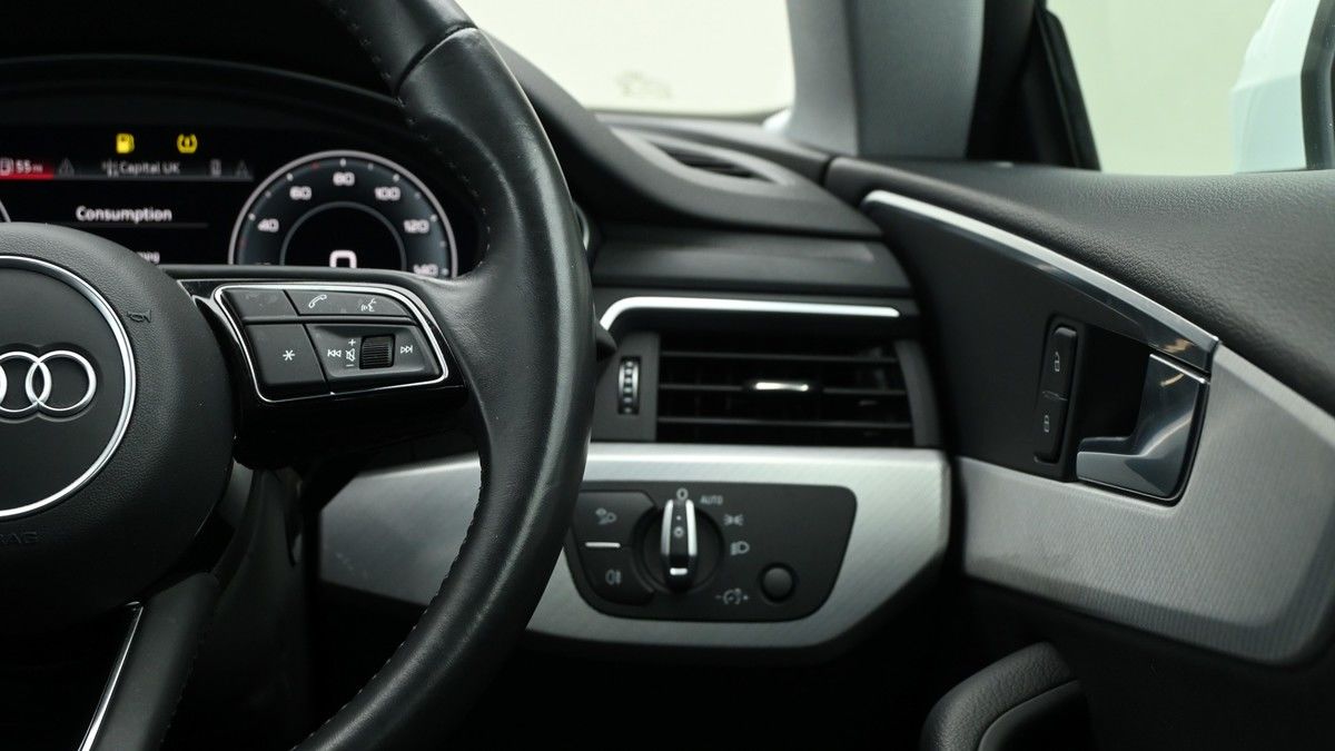 Audi A5 Image 15