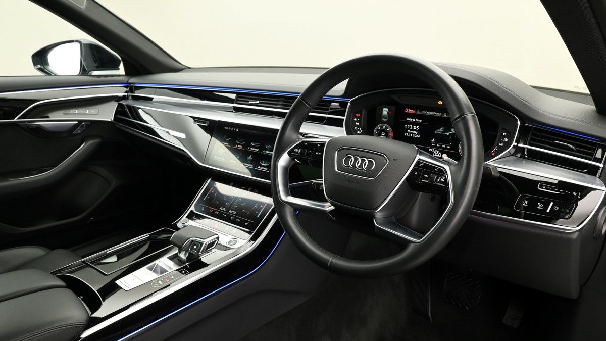 Audi A8 Image 3