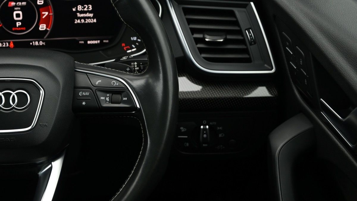 Audi SQ5 Image 16