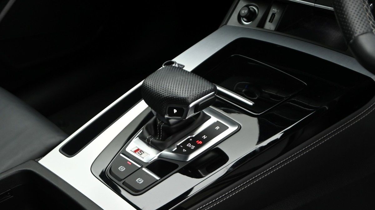 Audi SQ5 Image 2