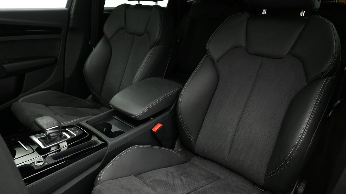 Audi Q5 Image 4