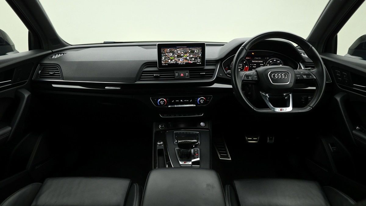 Audi SQ5 Image 14