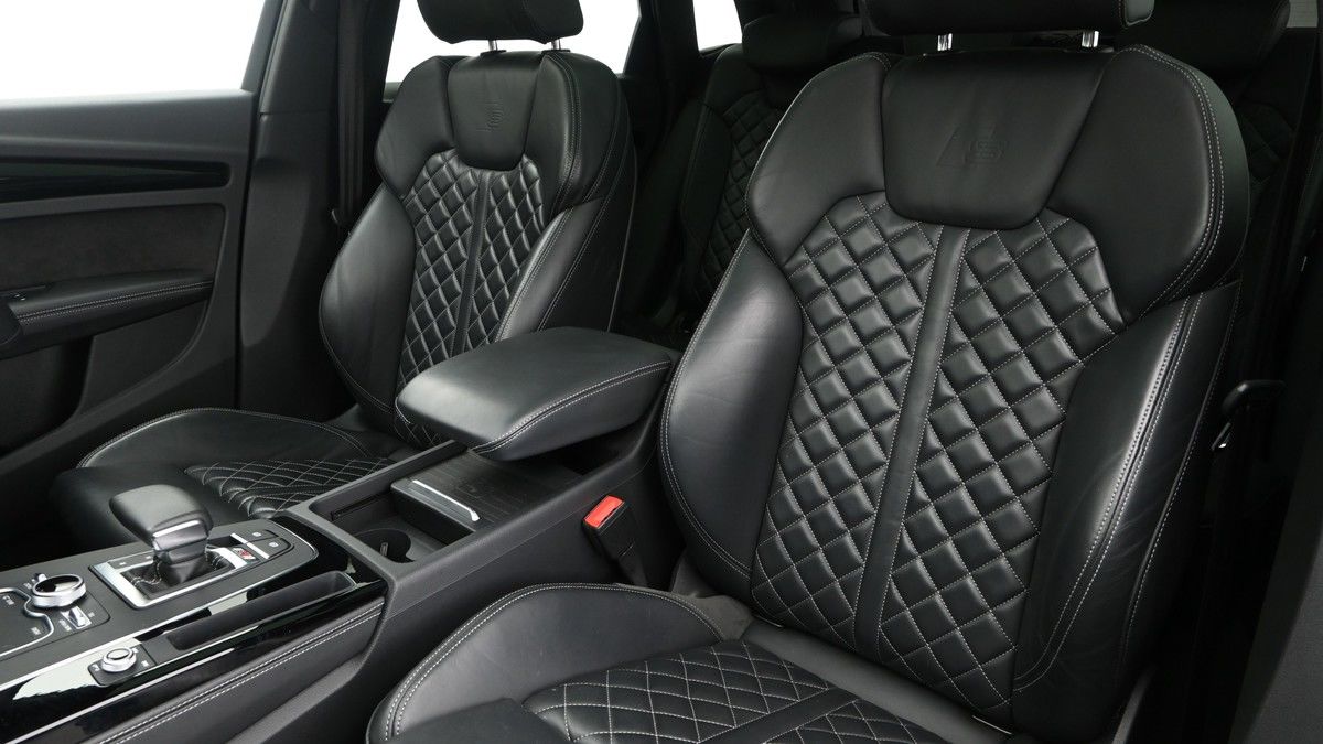Audi SQ5 Image 4