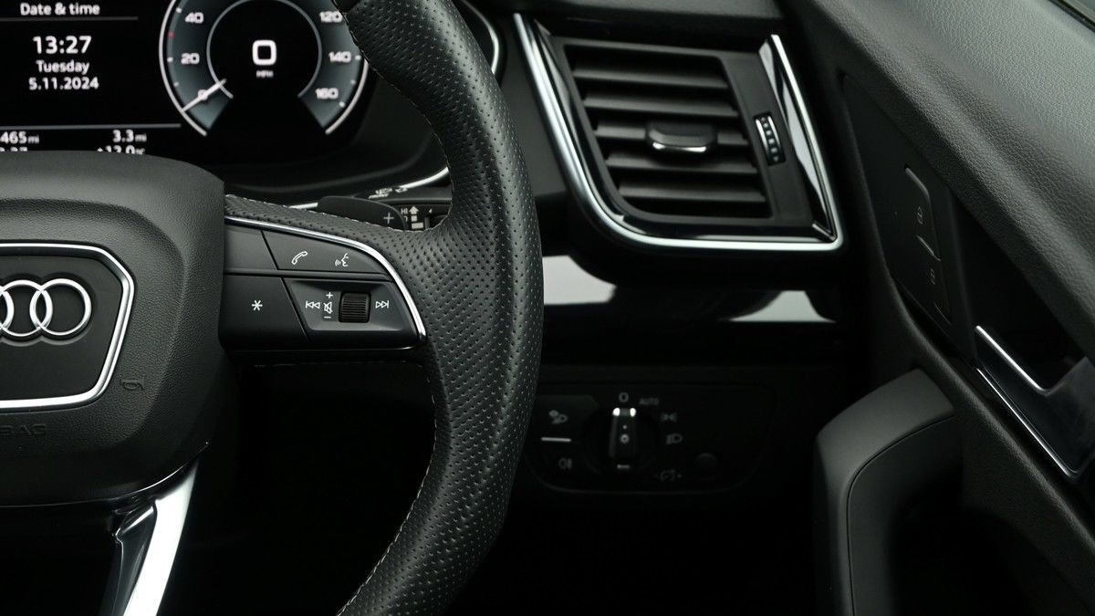 Audi Q5 Image 16