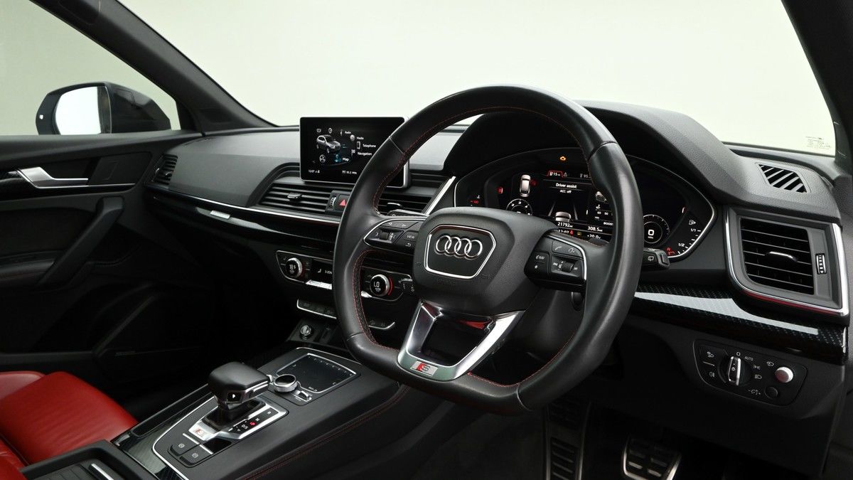 More views of Audi SQ5