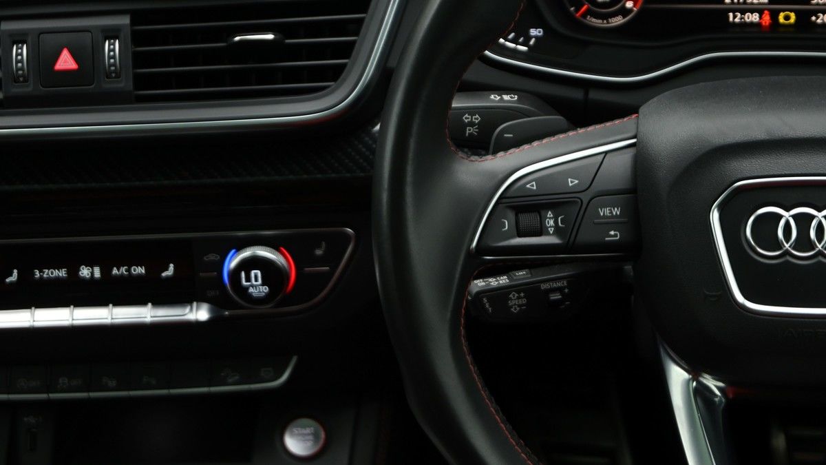 Audi SQ5 Image 15