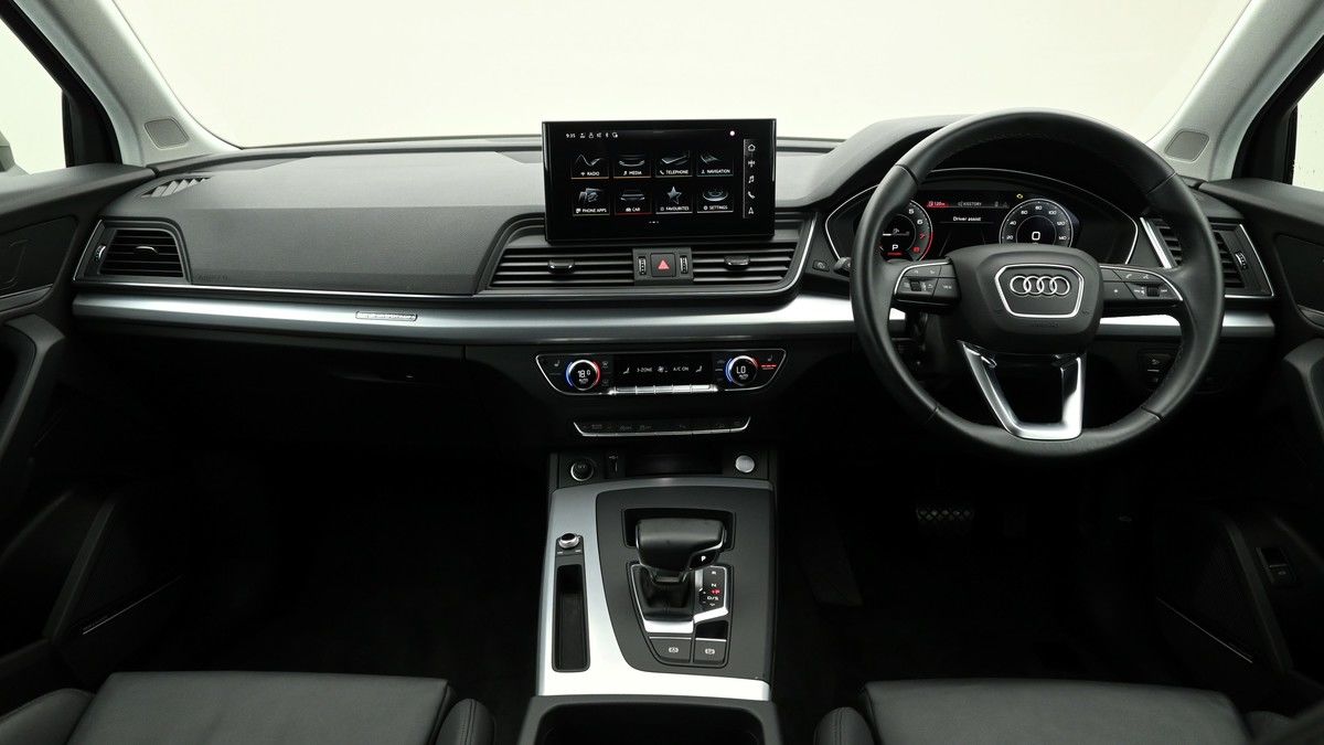 More views of Audi Q5