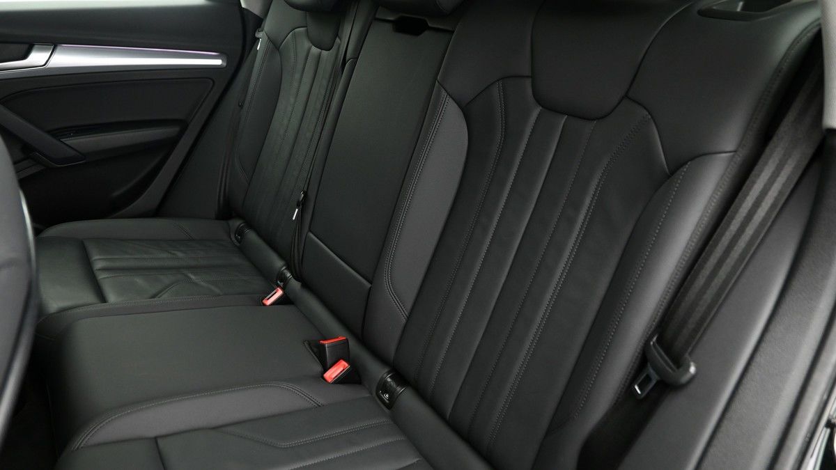 Audi Q5 Image 5