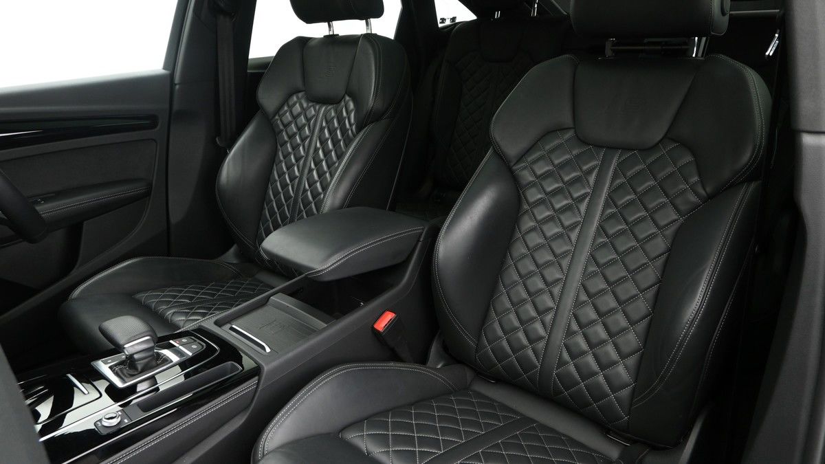 Audi Q5 Image 4