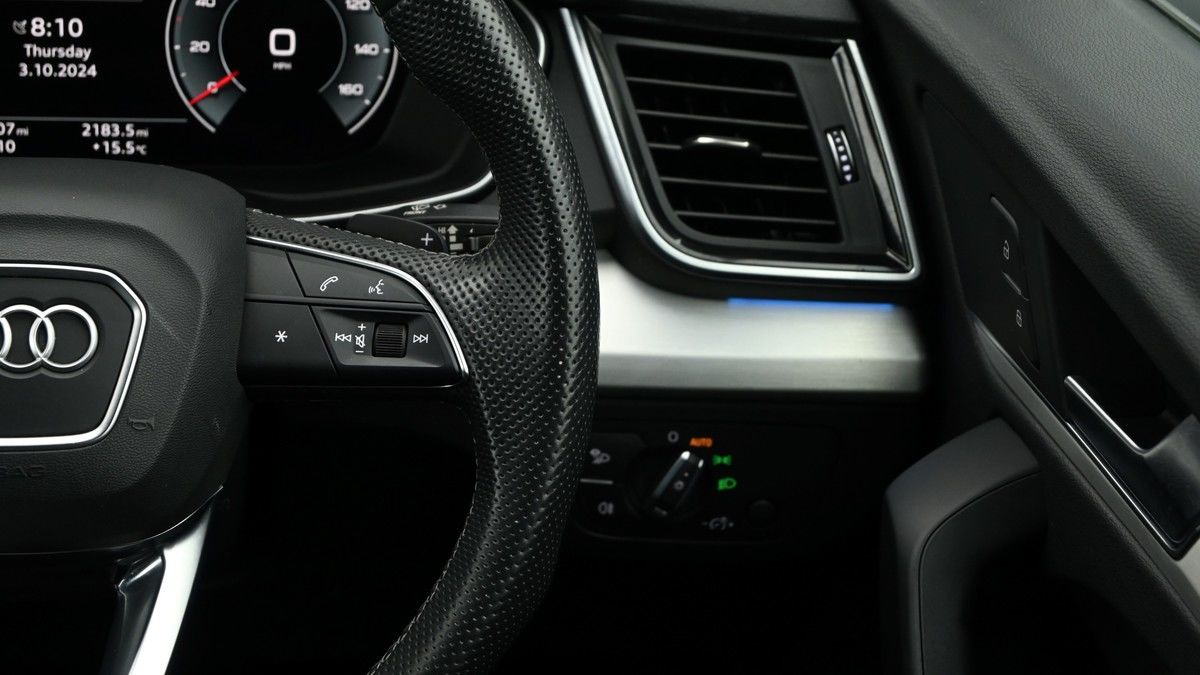 Audi Q5 Image 16