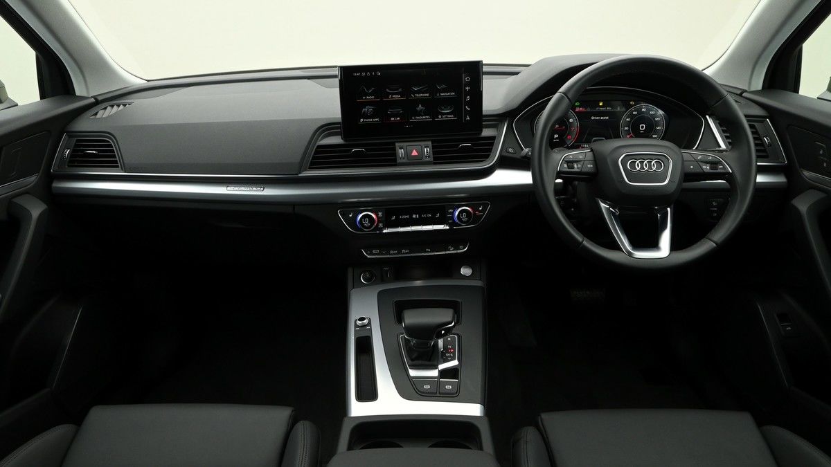 More views of Audi Q5