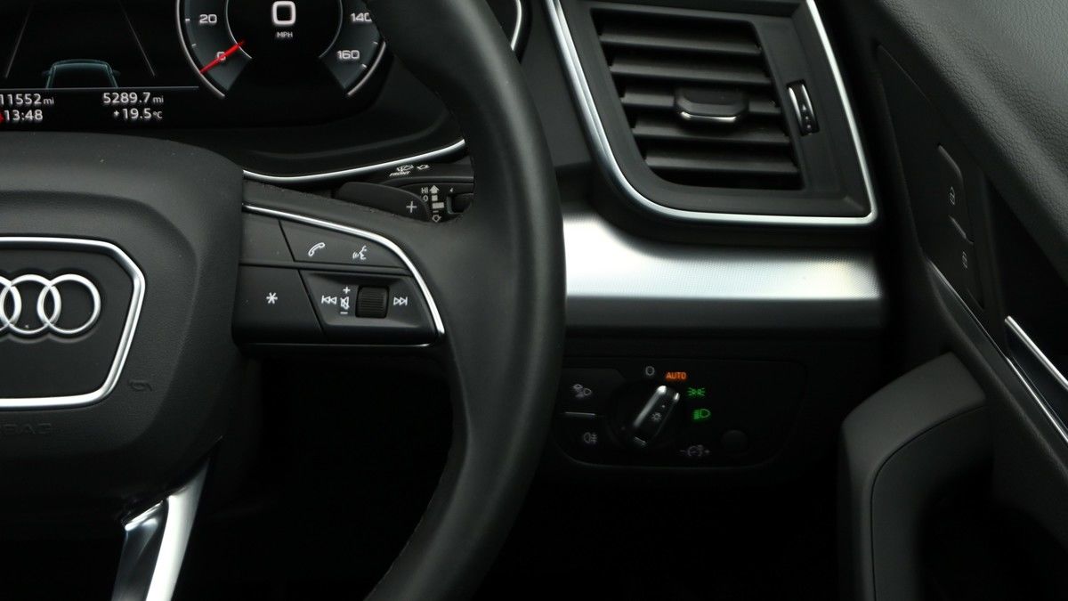 Audi Q5 Image 16