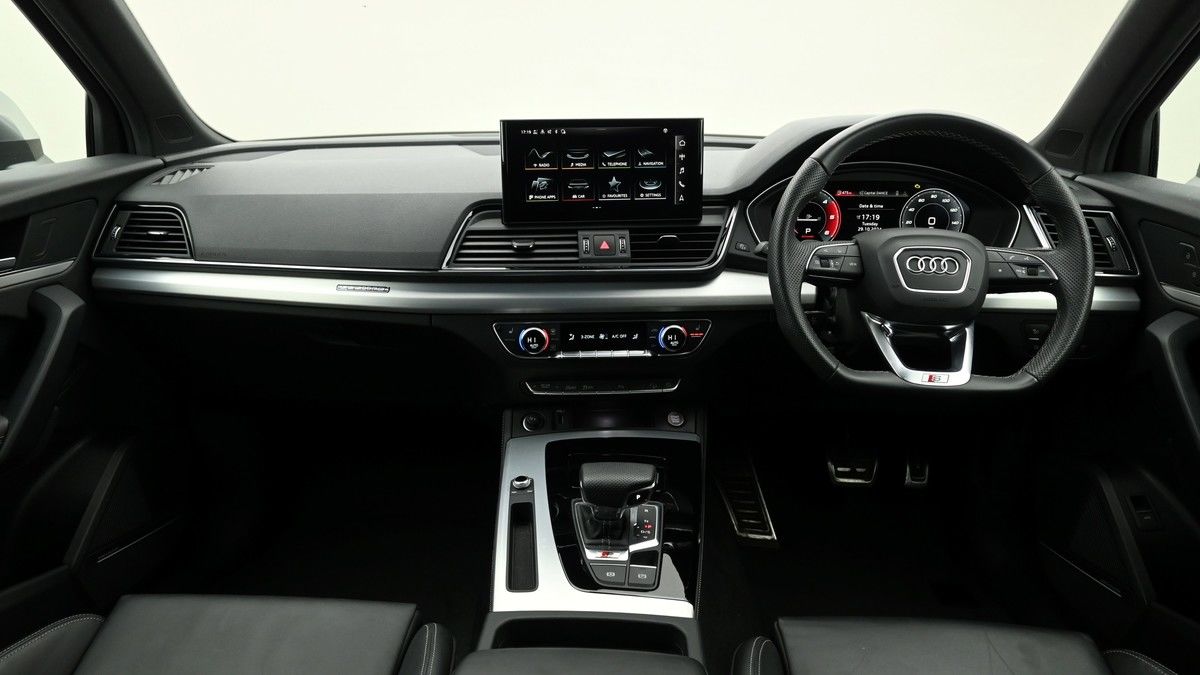 Audi SQ5 Image 14