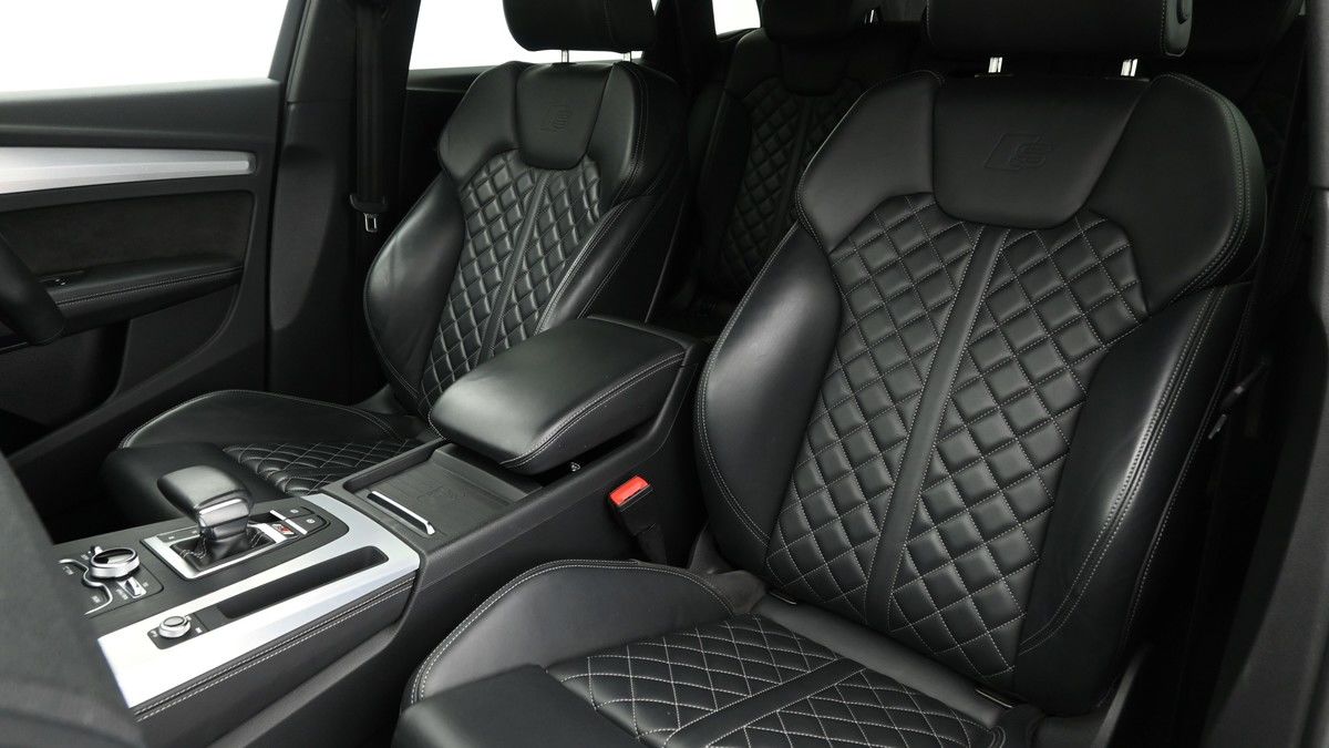 Audi SQ5 Image 4