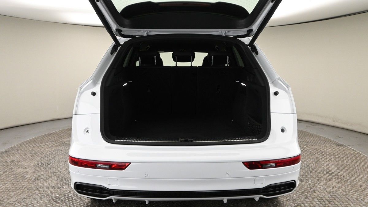 Audi Q5 Image 10