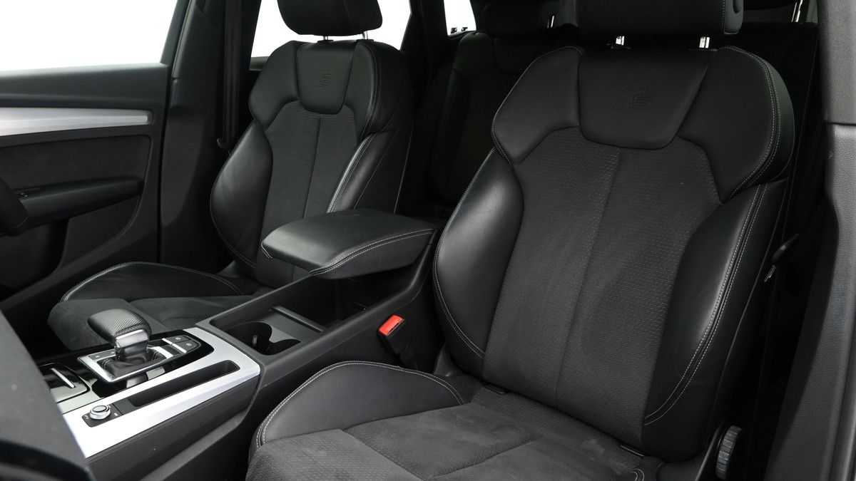 Audi Q5 Image 4