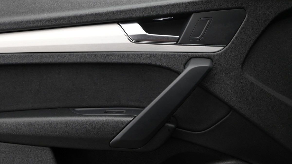 Audi Q5 Image 13