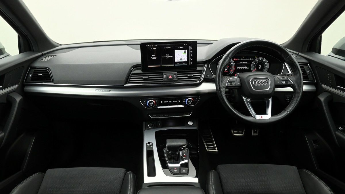 More views of Audi Q5