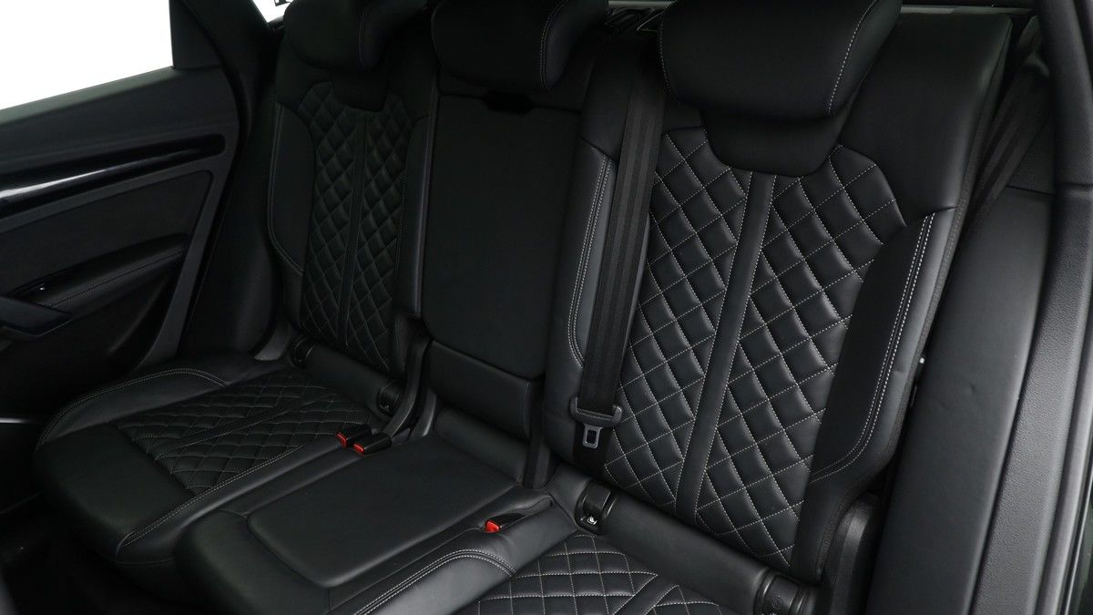 Audi Q5 Image 4