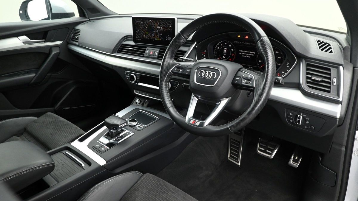 Audi Q5 Image 2