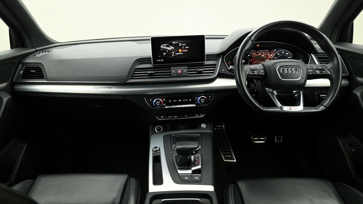 Audi Q5 Image 14